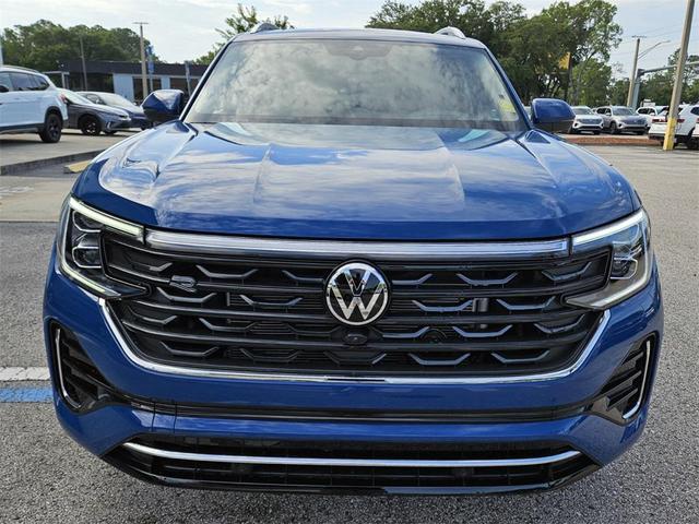 Photo of 2025 Mountain Lake Blue Metallic Volkswagen Atlas