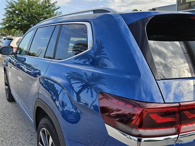 Photo of 2025 Mountain Lake Blue Metallic Volkswagen Atlas