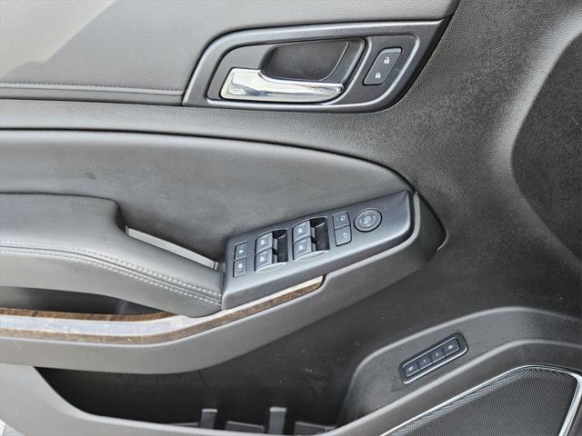Photo of 2020 Summit White Chevrolet Tahoe