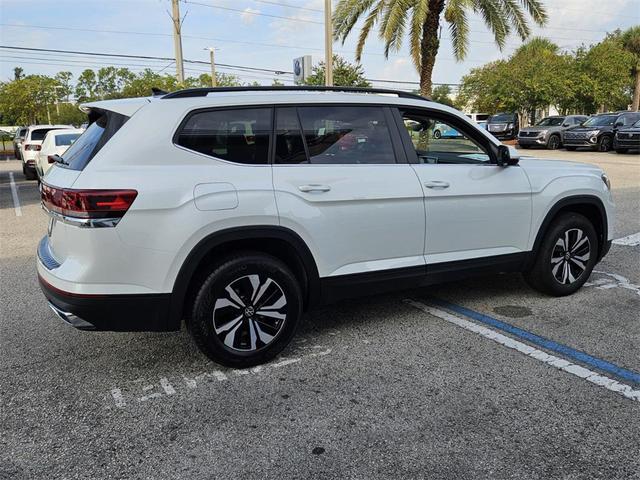 Photo of 2026 0p0p Volkswagen Atlas