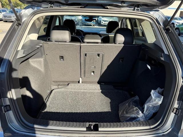 Photo of 2025 Platinum Gray Metallic Volkswagen Taos