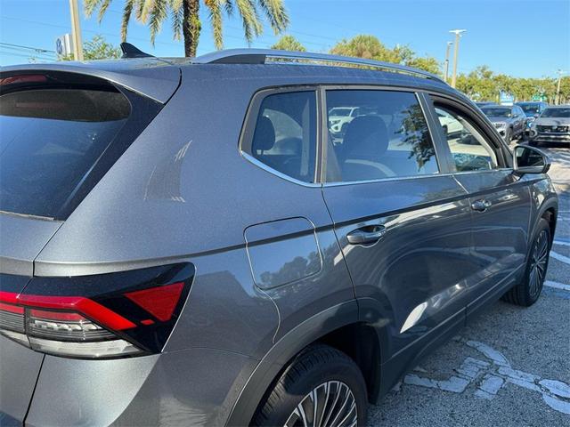 Photo of 2025 Platinum Gray Metallic Volkswagen Taos