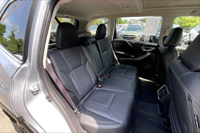 Photo of 2024 Ice Silver Metallic Subaru Forester