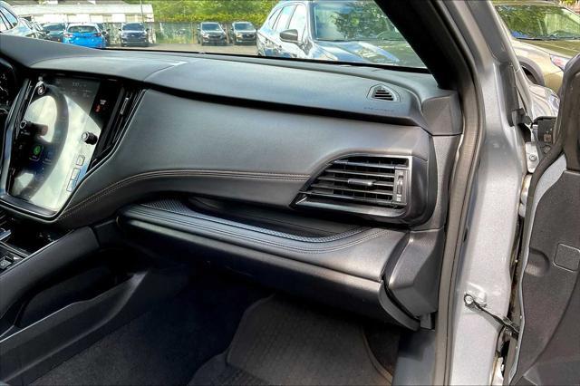 Photo of 2022 Ice Silver Metallic Subaru Outback