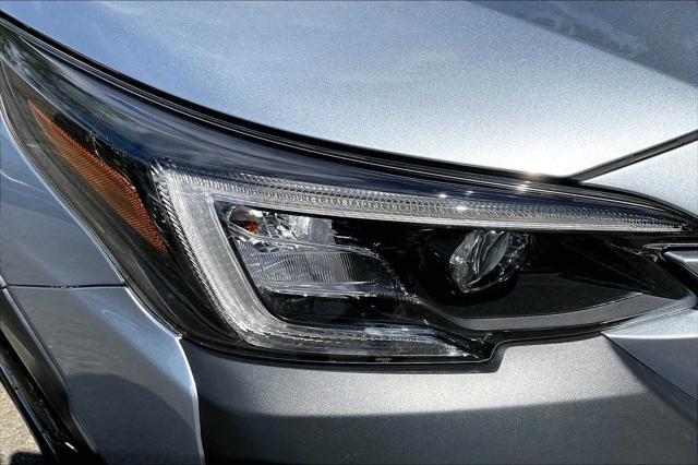 Photo of 2022 Ice Silver Metallic Subaru Outback