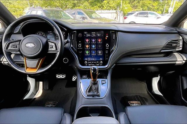Photo of 2022 Ice Silver Metallic Subaru Outback
