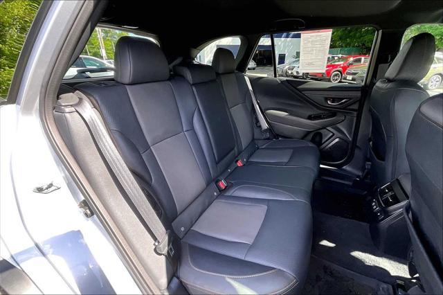 Photo of 2022 Ice Silver Metallic Subaru Outback