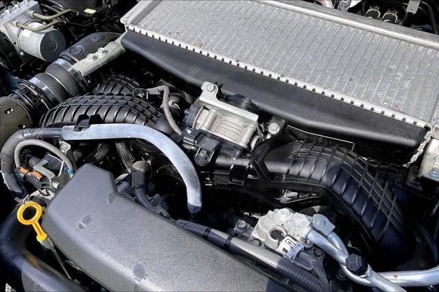 Photo of 2022 Ice Silver Metallic Subaru Outback