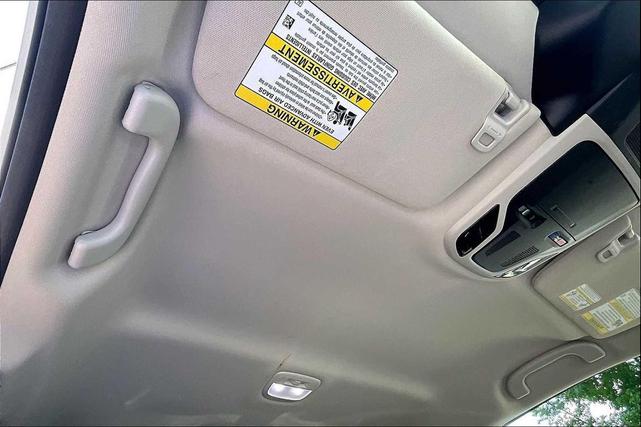 Photo of 2023 Ice Silver Metallic Subaru Outback