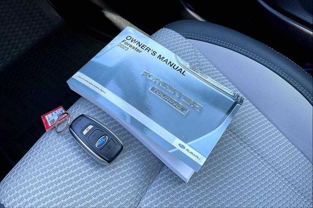 Photo of 2023 Magnetite Gray Metallic Subaru Forester