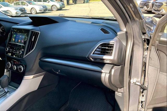 Photo of 2023 Magnetite Gray Metallic Subaru Forester