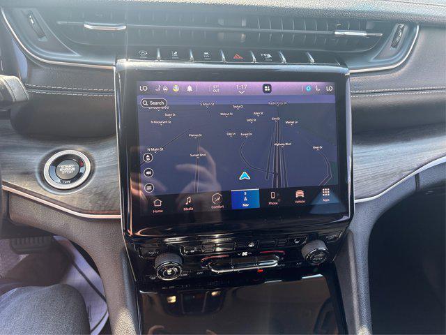 Photo of 2021 Baltic Gray Metallic Clearcoat Jeep Grand Cherokee L