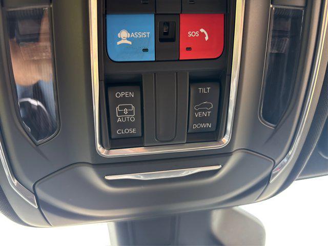 Photo of 2025 Baltic Gray Metallic Clearcoat Jeep Grand Cherokee