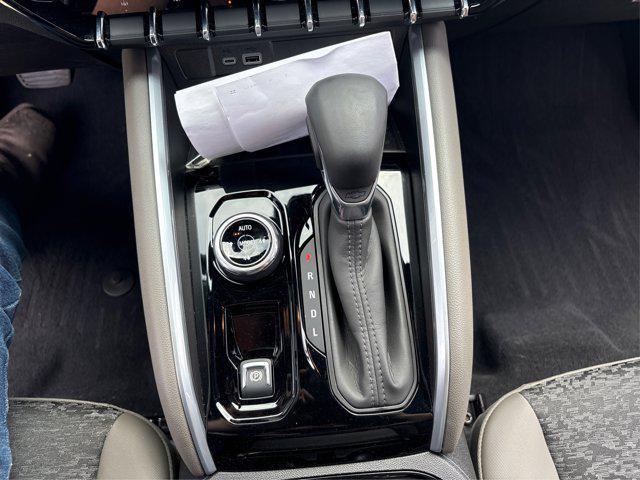 Photo of 2024 Glacier Blue Metallic Chevrolet Colorado