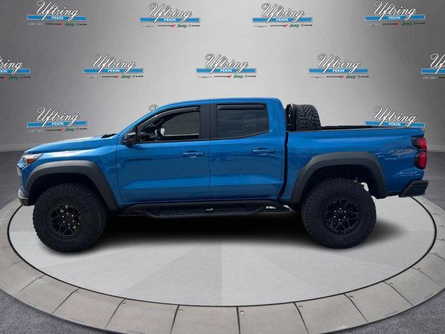 Photo of 2024 Glacier Blue Metallic Chevrolet Colorado