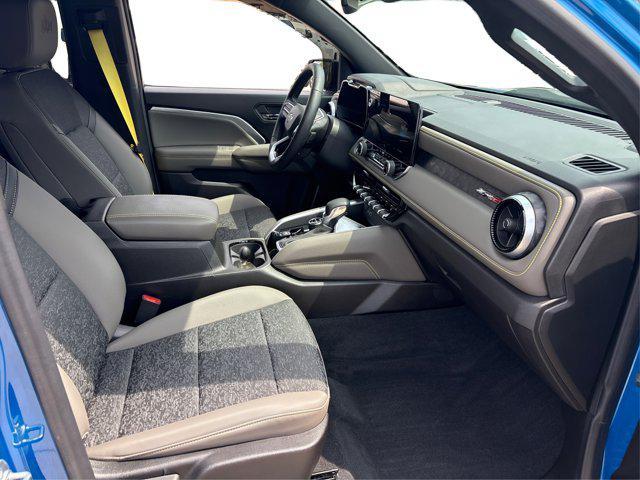 Photo of 2024 Glacier Blue Metallic Chevrolet Colorado
