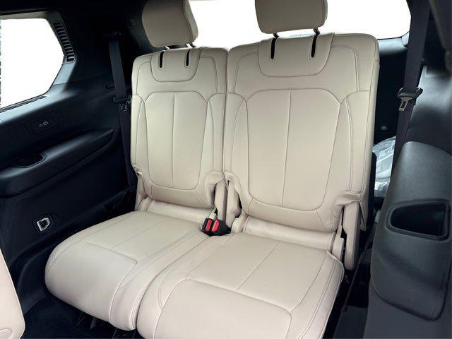 Photo of 2025 Silver Zynith Jeep Grand Cherokee L