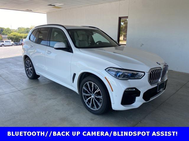 Photo of 2020 Alpine White BMW X5