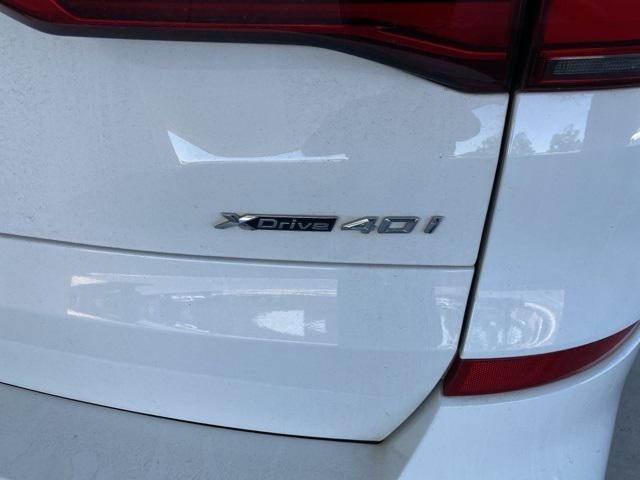 Photo of 2020 Alpine White BMW X5