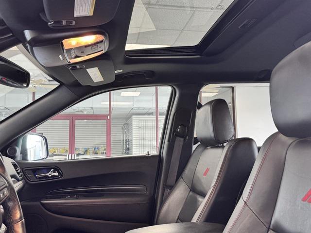 Photo of 2024 DB Black Clearcoat Dodge Durango