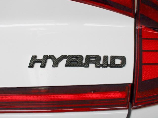 Photo of 2023 Serenity White Hyundai SONATA Hybrid