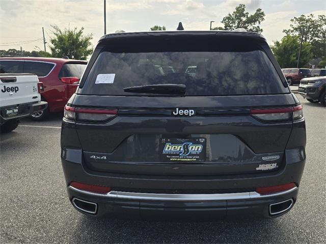 Photo of 2025 Baltic Gray Metallic Clearcoat Jeep Grand Cherokee
