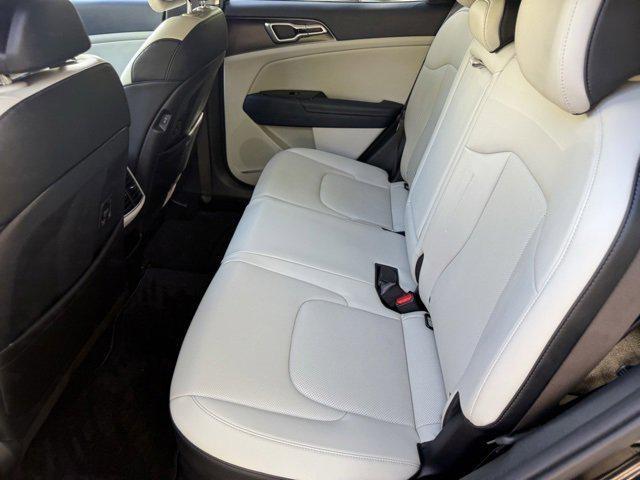 Photo of 2023 Fusion Black Kia Sportage Hybrid