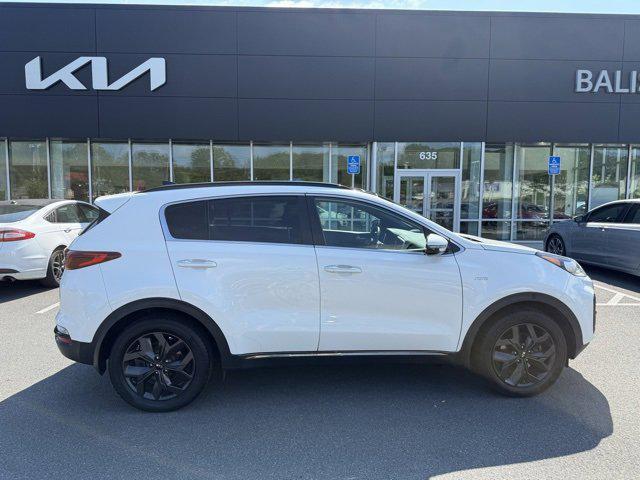 Photo of 2020 Snow White Pearl Kia Sportage