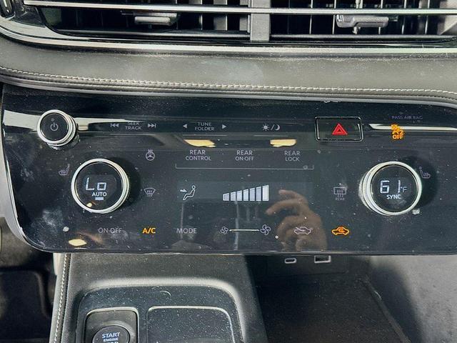 Photo of 2022 Glacier White INFINITI QX60