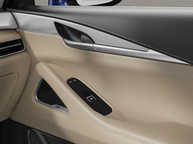 Photo of 2025 Warm Titanium INFINITI QX60