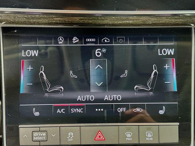 Photo of 2023 Mythos Black Metallic Audi Q7