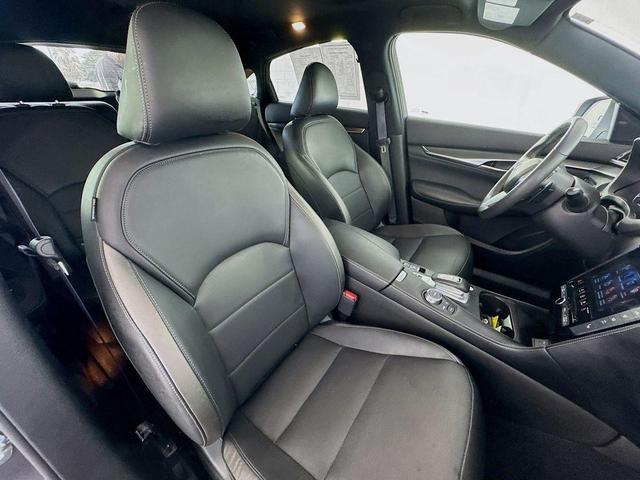Photo of 2024 Graphite Shadow INFINITI QX55