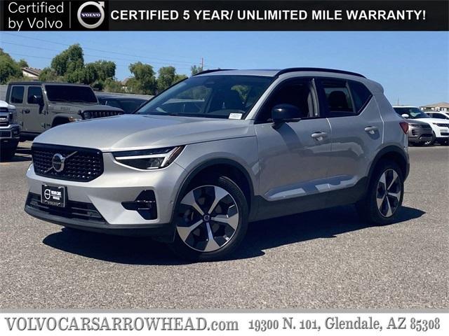 Photo of 2023 Silver Volvo XC40