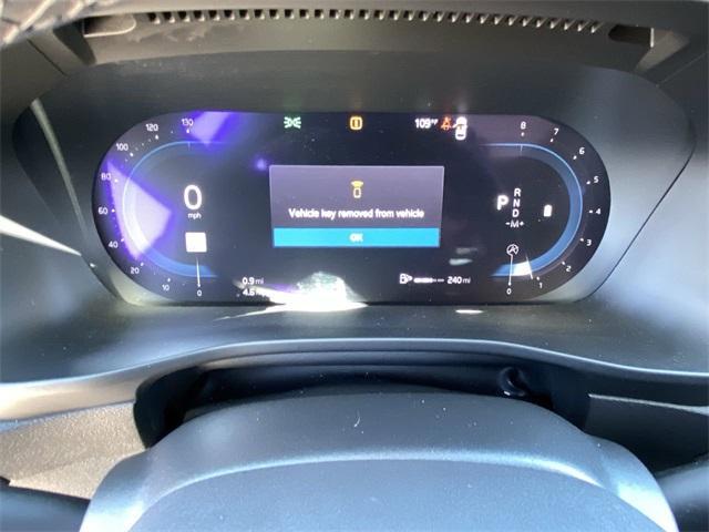 Photo of 2023 Silver Volvo XC40