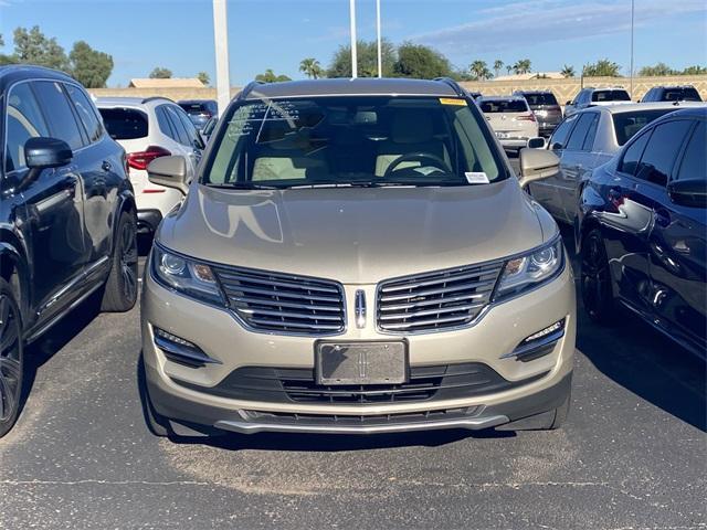 Photo of 2017 Palladium White Gold Metallic Lincoln MKC