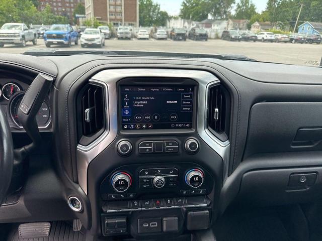 Photo of 2020 Silver Ice Metallic Chevrolet Silverado 2500