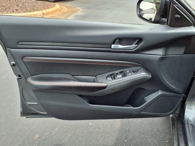 Photo of 2022 Gun Metallic Nissan Altima
