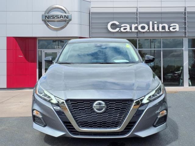 Photo of 2022 Gun Metallic Nissan Altima