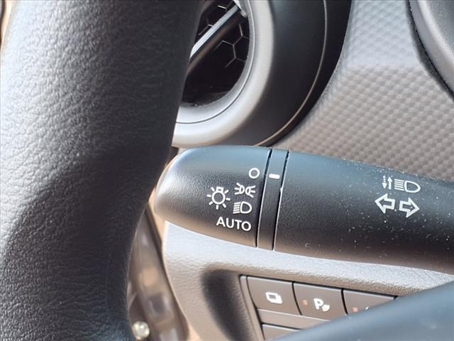 Photo of 2024 Gun Metallic Nissan Kicks