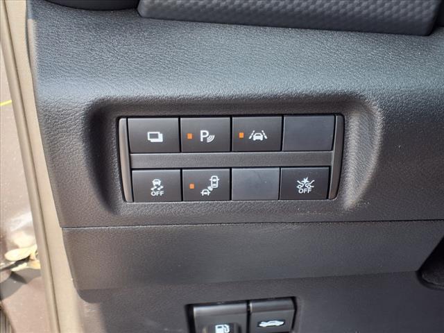 Photo of 2024 Gun Metallic Nissan Kicks
