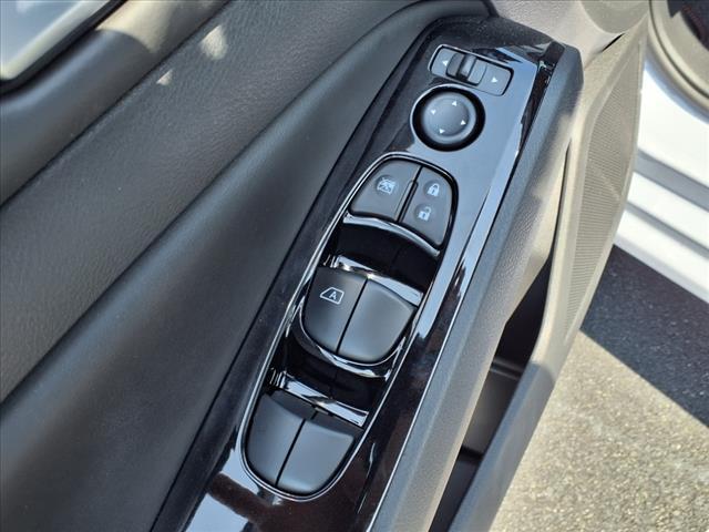 Photo of 2024 Gray Sky Pearl Nissan Altima