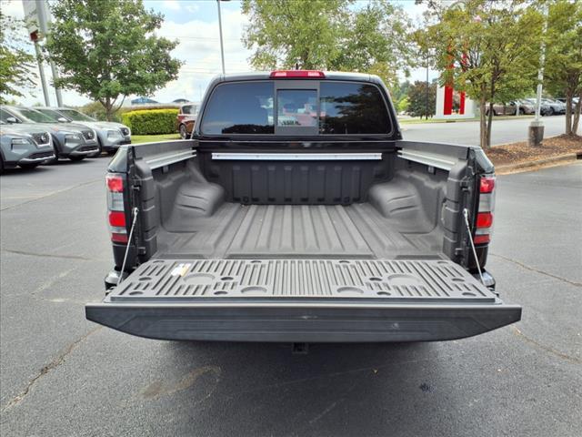 Photo of 2022 Super Black Nissan Frontier