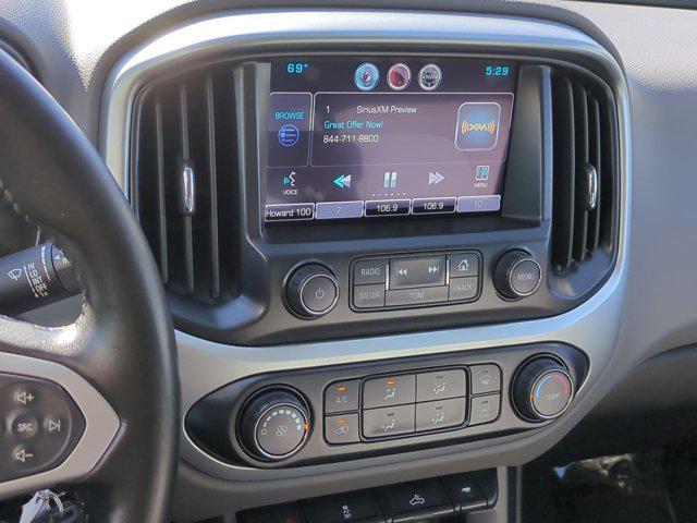 Photo of 2015 Summit White Chevrolet Colorado