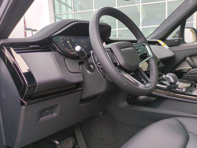Photo of 2025 VERASINE BLUE Land Rover Range Rover Sport