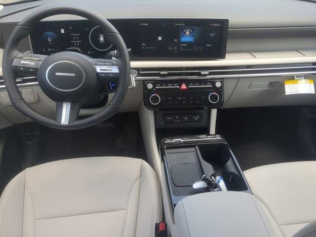 Photo of 2025 Titanium Gray Hyundai TUCSON Hybrid