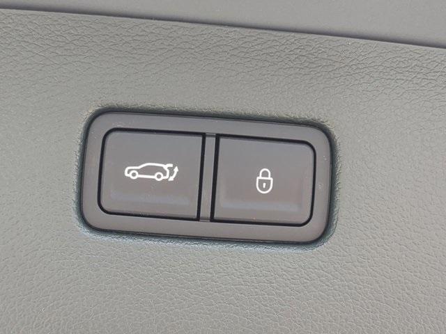 Photo of 2025 Green Genesis GV80