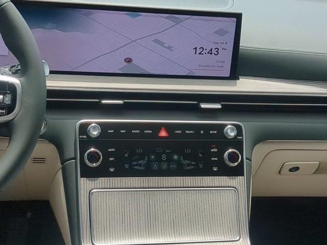 Photo of 2025 Green Genesis GV80