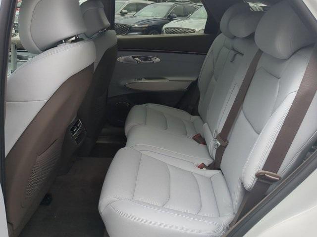 Photo of 2026 Uyuni White Genesis GV70