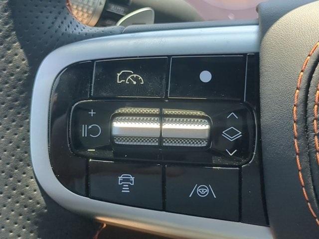 Photo of 2026 Vik Black Genesis GV70