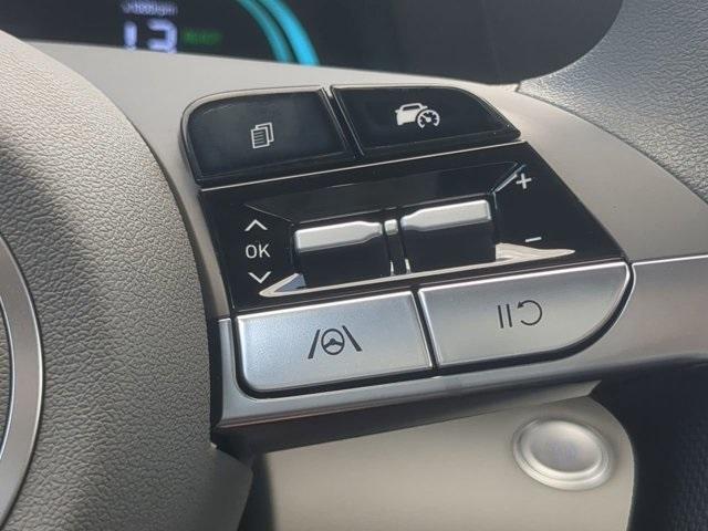 Photo of 2025 Intense Blue Hyundai ELANTRA HEV